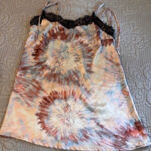 Kenzie & Francesca’s chemise multi color with black lace sleeveless size M